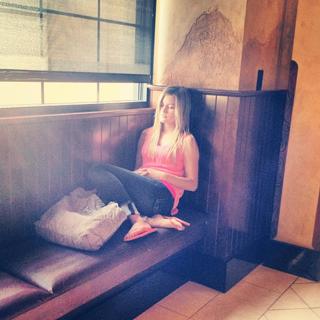 Justine Ezarik feet photo thumbnail