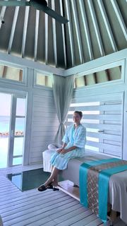 Justine Ezarik feet photo thumbnail
