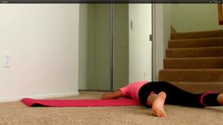 Justine Ezarik feet photo thumbnail