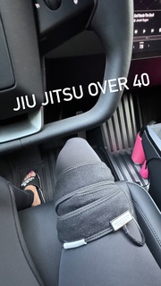 Justine Ezarik feet photo thumbnail