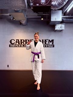 Justine Ezarik feet photo thumbnail
