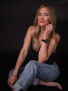 Justine Ezarik feet photo thumbnail