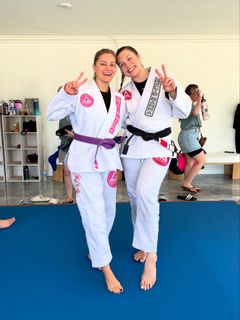 Justine Ezarik feet photo thumbnail