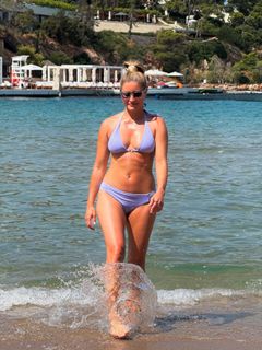 Justine Ezarik feet photo 14