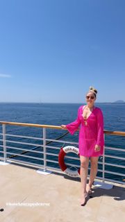 Justine Ezarik feet photo 1