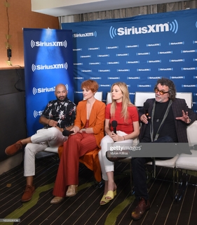 Justine Lupe feet photo thumbnail