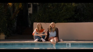 Justine Lupe feet photo thumbnail