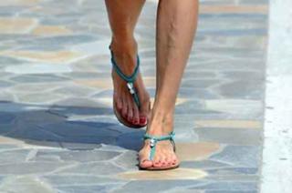 Justine Mattera feet photo thumbnail