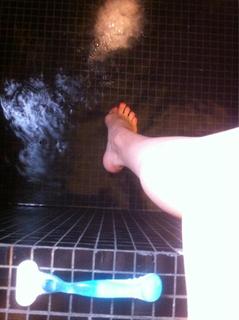 Justine Mattera feet photo thumbnail