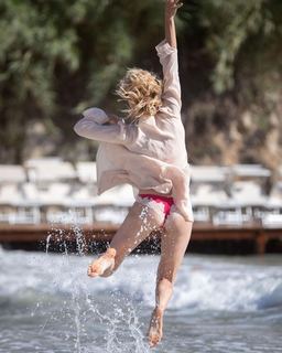 Justine Mattera feet photo thumbnail