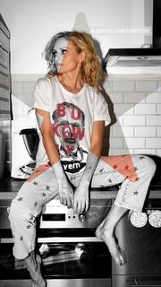 Justine Mattera feet photo thumbnail