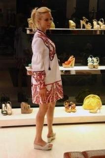 Justine Mattera feet photo thumbnail