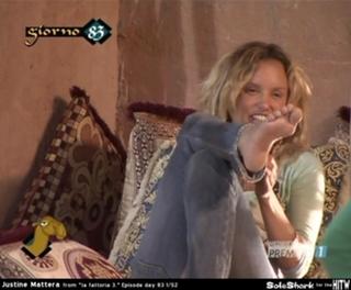 Justine Mattera feet photo thumbnail