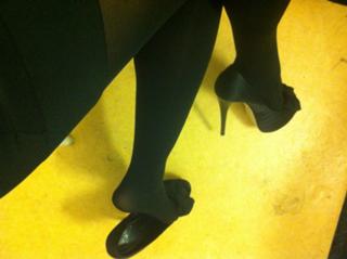 Justine Mattera feet photo thumbnail