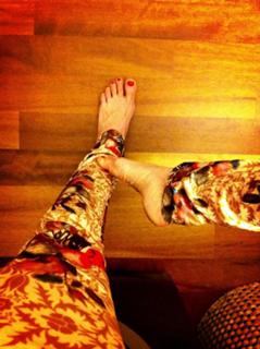 Justine Mattera feet photo thumbnail