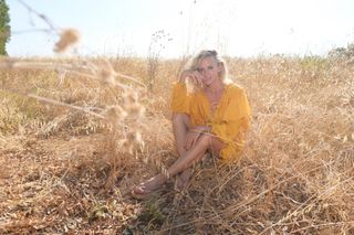 Justine Mattera feet photo 3
