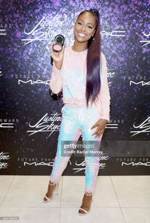 Justine Skye feet photo 9