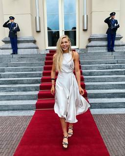 Jutta Leerdam feet photo thumbnail