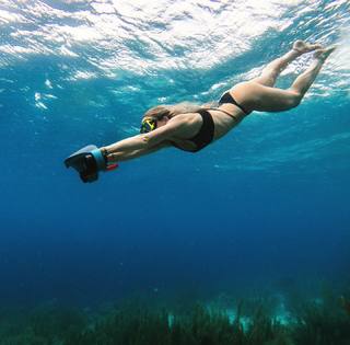 Jutta Leerdam feet photo thumbnail