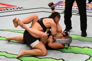 Jéssica Andrade feet photo 3