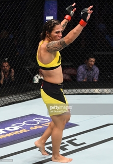 Jéssica Andrade feet photo 16