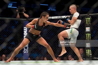 Jéssica Andrade feet photo 10