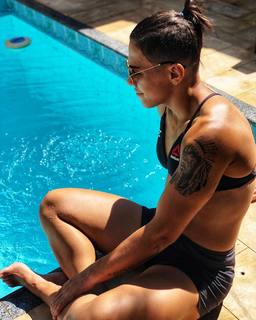 Jéssica Andrade feet photo 2