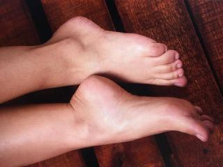 Jéssika Alves feet photo thumbnail