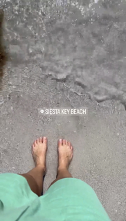 Jéssika Alves feet photo thumbnail