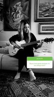 Júlia Gomes feet photo thumbnail