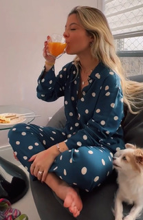 Júlia Gomes feet photo thumbnail