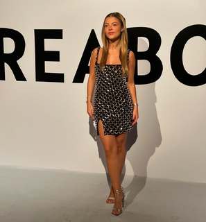 Júlia Gomes feet photo thumbnail