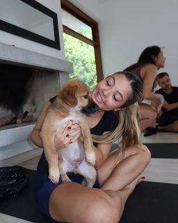 Júlia Gomes feet photo thumbnail