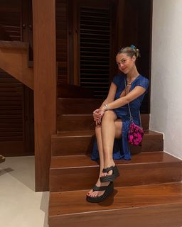 Júlia Gomes feet photo thumbnail