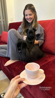 Júlia Gomes feet photo thumbnail