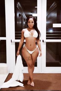 K. Michelle feet photo thumbnail