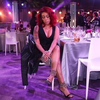 K. Michelle feet photo thumbnail