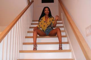 K. Michelle feet photo thumbnail