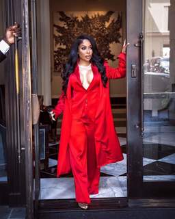 K. Michelle feet photo thumbnail