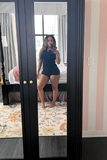 K. Michelle feet photo thumbnail