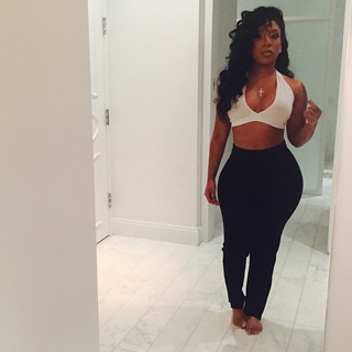 K. Michelle feet photo thumbnail