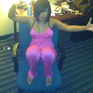 K. Michelle feet photo thumbnail
