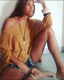 K.D. Aubert feet photo 2