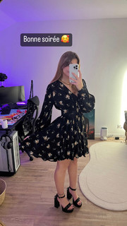 Kaatsup feet photo thumbnail