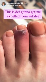 Kacey Ainsworth feet photo 2