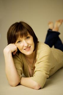 Kacey Ainsworth feet photo 3