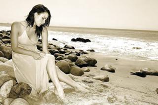 Kacey Barnfield feet photo 6