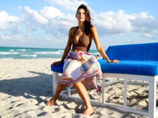 Kacey Barnfield feet photo 2
