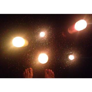 Kacey Musgraves feet photo thumbnail