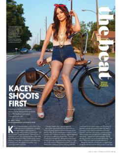 Kacey Musgraves feet photo thumbnail